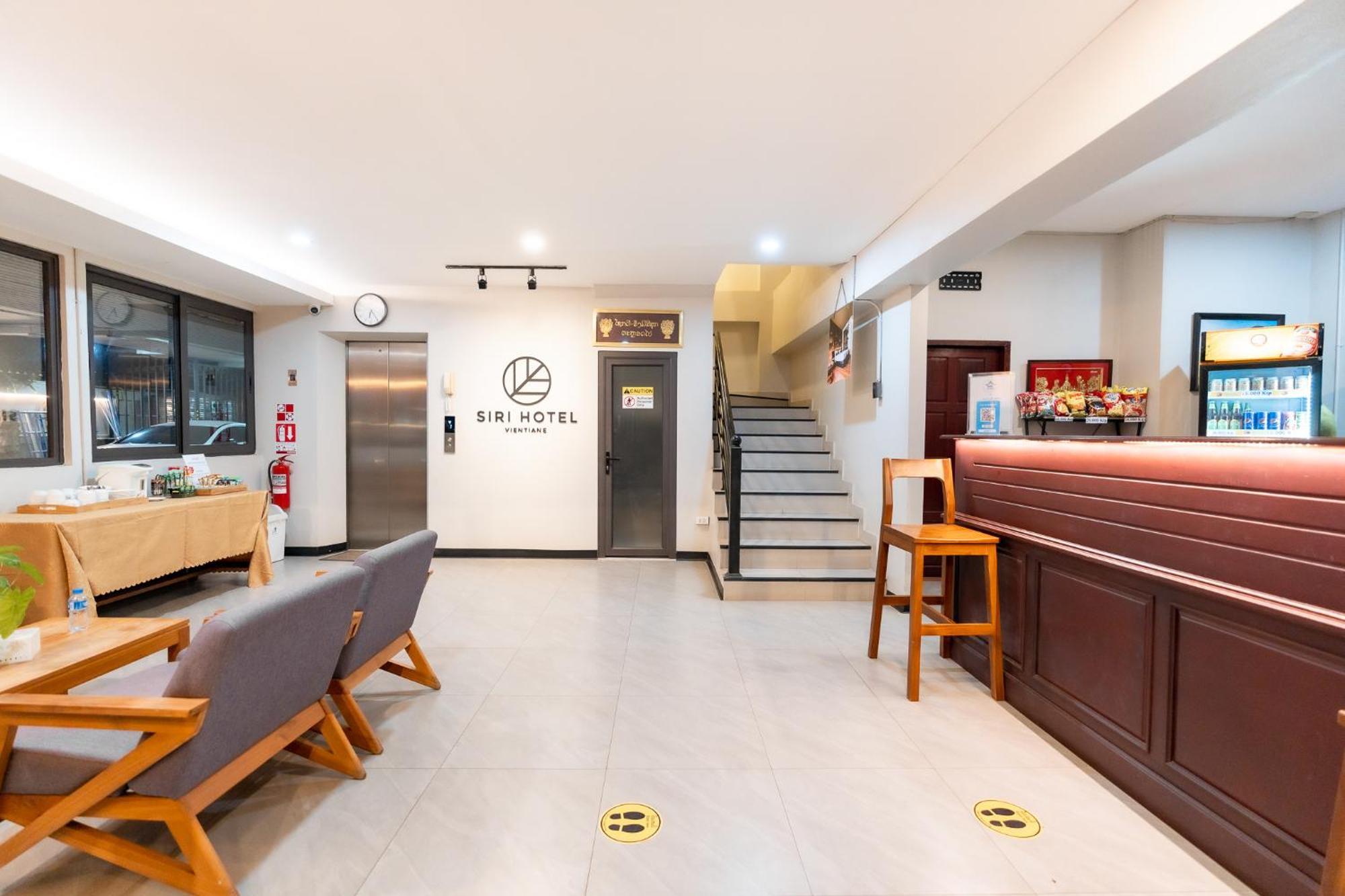 Siri Hotel Виентиане Екстериор снимка
