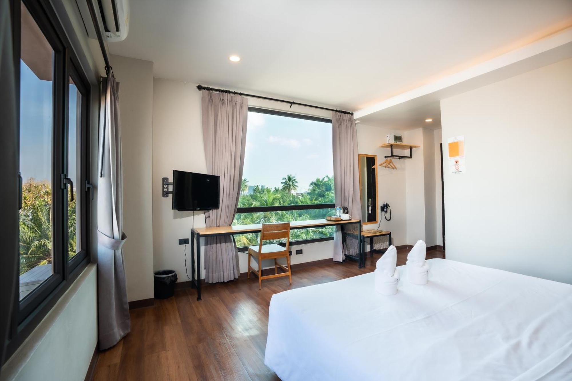 Siri Hotel Виентиане Екстериор снимка